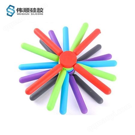 简约款硅胶隔热垫 十字型可折叠多功能防烫垫 收纳不占空间